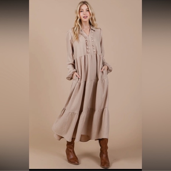 Prairie House Inspired Maxi Dress - Picture 5 of 9